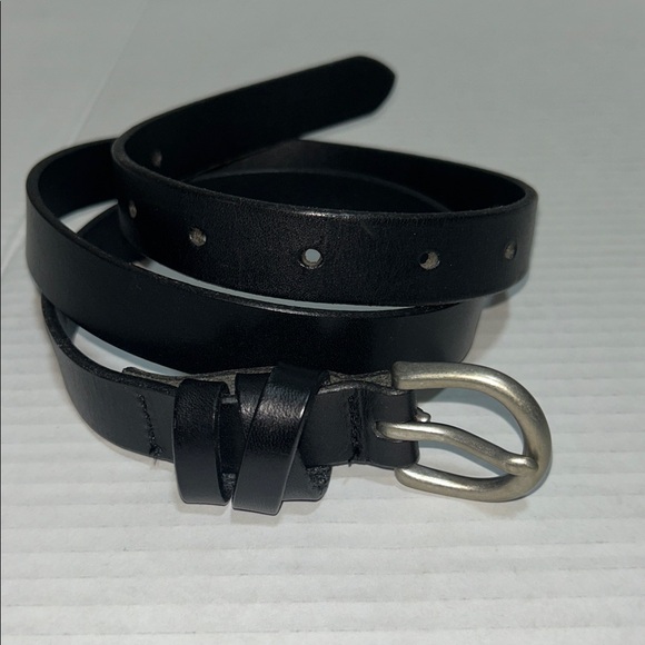 Aritzia Accessories - Aritzia Wilfred Free Black Leather Belt - Size Small